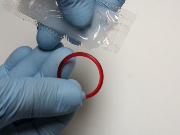 Apply high vacuum grease to the O-ring.