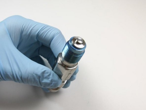 Put seat into the adapter with flat the side towards the adapter.