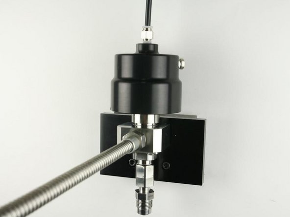 For similar assembly see Step 7 Kit #13683 (parts/tools may vary)