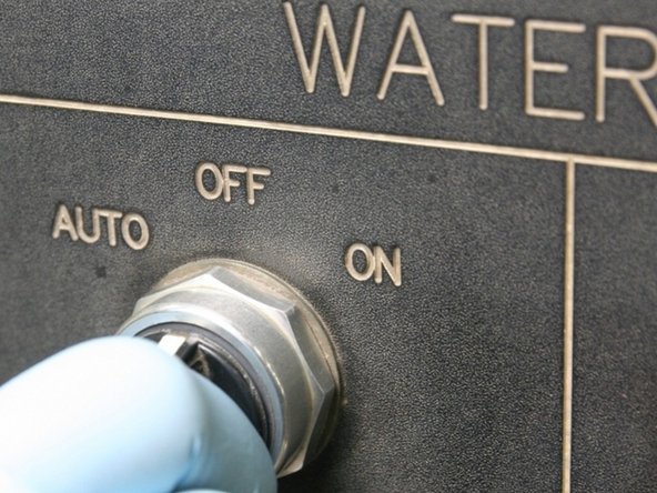 Turn the air to the actuator OFF.