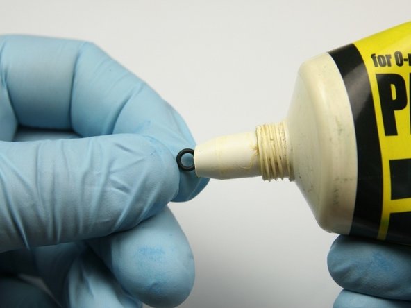 Apply a layer of O-ring lube to the O-ring.