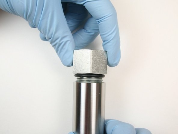 Unthread adapter fitting from actuator housing