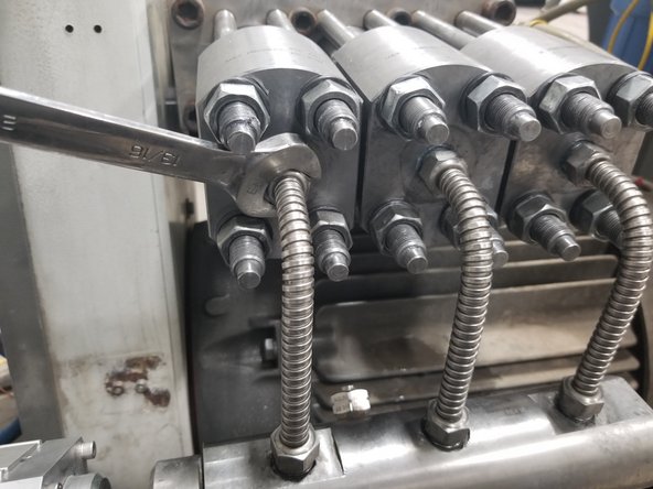 Apply blue lubricant to high-pressure fittings