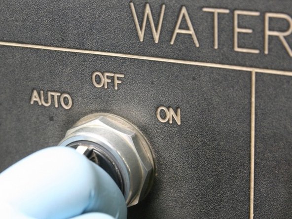 Turn the air to the actuator OFF at the controls.