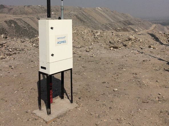 If mounting on a pole, set the pole in concrete.