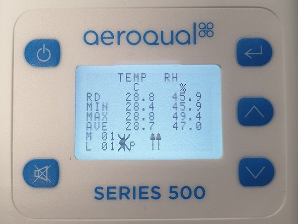 If a temperature / relative humidity sensor is fitted, its values alternate on screen with the measurement values from the sensor head.