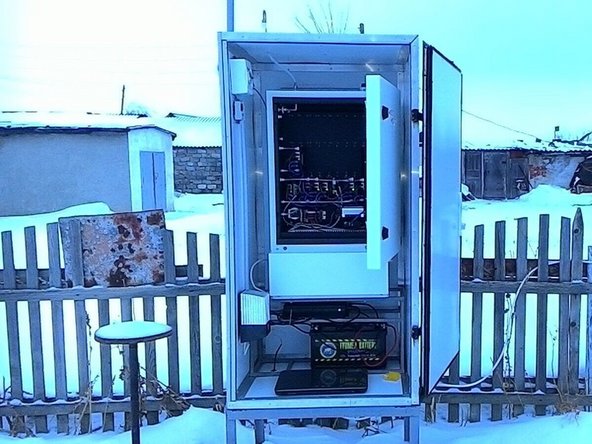 Click the ITEMP H0 parameter and type over the existing value with the internal temperature you want to set.