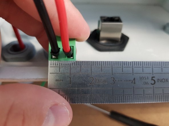 Rearrange the PM sampling modules and ePC to match the configuration shown.