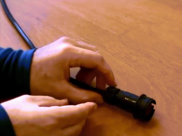 Close the plug by pushing together the other components.