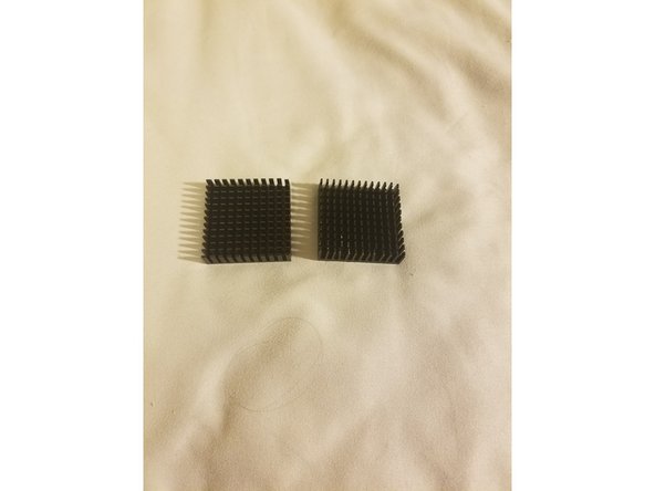 2x Heat sinks