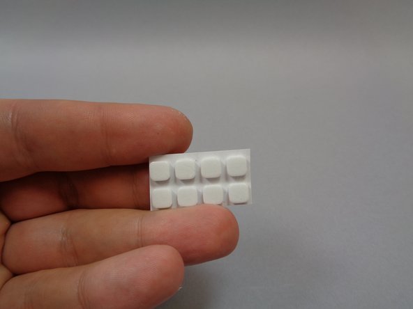 As shown in the third photo, disassemble each of your five boats as shown.