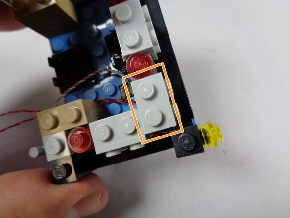 The wires should point toward the inside of the marquee bottom as shown by the green arrows in the first photo.