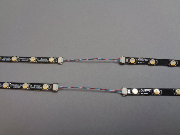 As shown by the yellow circle in the first photo, make sure you are connecting the OUTPUT end of the 17-LED strips to the 20-LED strips.