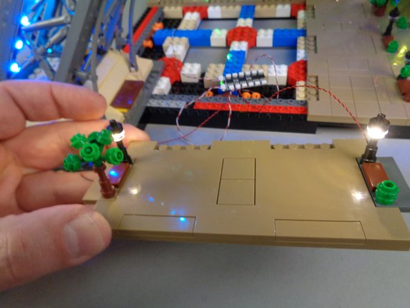 Connect the two lamp posts to any two plugs on the BRANCH12X driver board to make sure both light up.