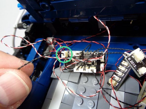 Only complete this step if you will not be using the 3AA battery pack and you will be using the USB power cable instead.