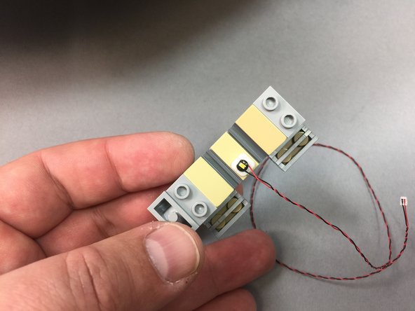 Set the frame and light aside for now, and do not connect yet.