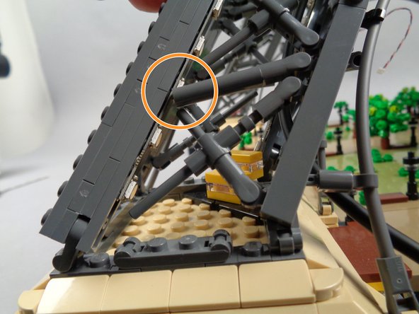 The green arrow in the first photo shows the connecting plug for the second light strip (connected to plug #2 on the adapter board) attached with the plug at the top of the pillar.