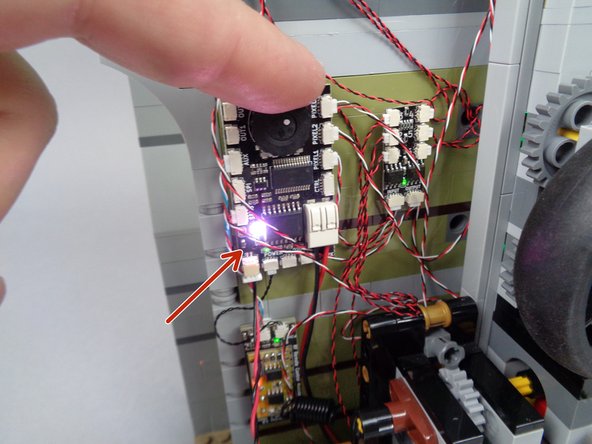 Ghost Mode: This is the second mode, not illustrated in this guide, where you can use the two cool white LED lights instead to light up the two ghosts that were included with your LEGO set.