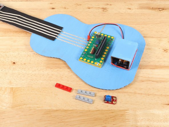 If you want to expand your guitar even more, you can connect a Potentiometer!