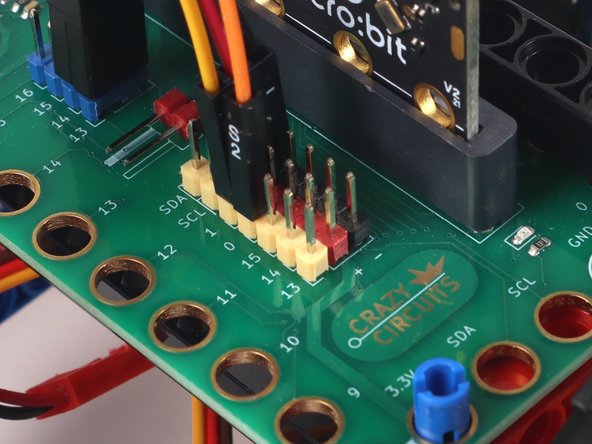 Next, plug S2 (orange) into Pin 0. (S2 is separated from the three-wire connector to allow you to plug it into another row.)