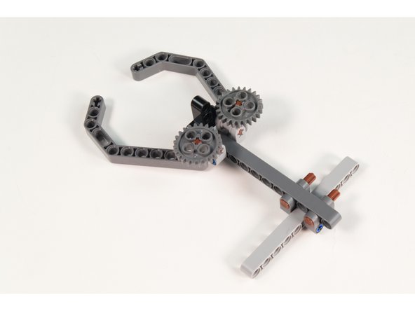 You should now have both fingers in place, and they will pivot freely.