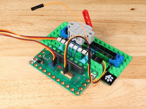 The 270 Degree Servo Motor has a 3-wire connector on the end that can plug directly into the pins on the back of the Bit Board.