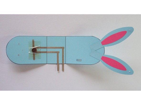 Crease along the dashed lines in the template — this will make it easier to fold the Rabbot up later