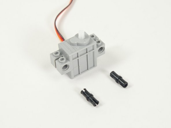 Now let's prepare our servo.