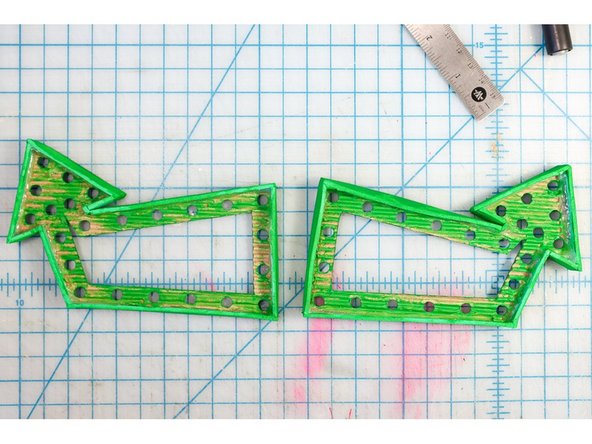 Paint the arrows green.