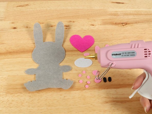 Use glue to assemble the Bunny as pictured.