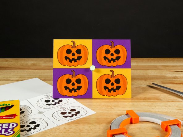 This paper circuits card is a great beginner project. Just follow the steps below to make your card.