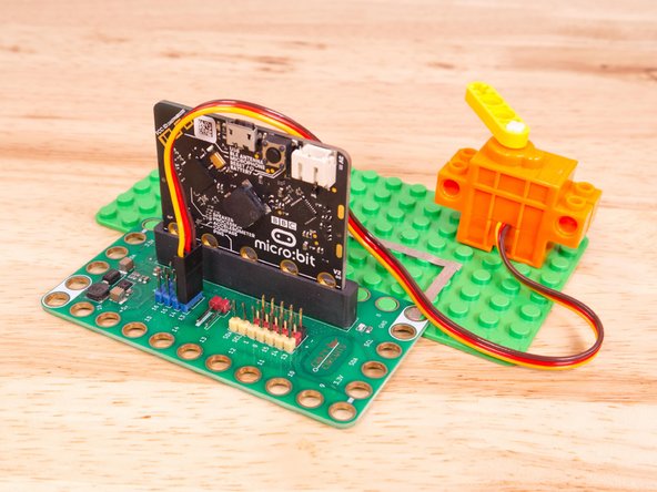 Then the Brown Wire should be closest to the micro:bit (in the - row) and the Red Wire will be in the middle (the +5v row).