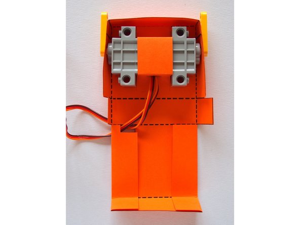 Fold the bottom of the body.