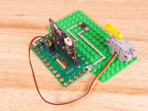 Then the Brown Wire should be closest to the micro:bit (in the - row) and the Red Wire will be in the middle (the +5v row).