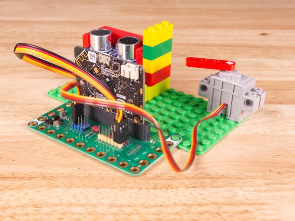 Make sure the Orange Wire from the servo is closest to the number 15 for the Pin 15 column.