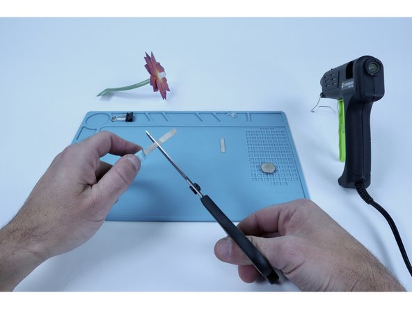 Cut two new, small pieces of Maker Tape.