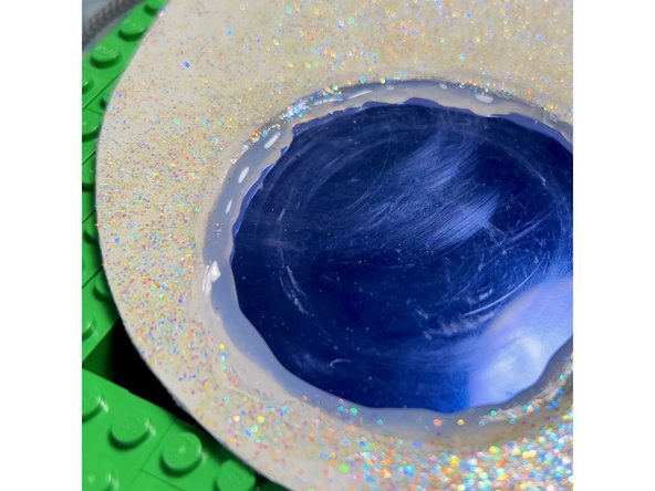 I made an &quot;ice line&quot; over the blue lake with hot glue.