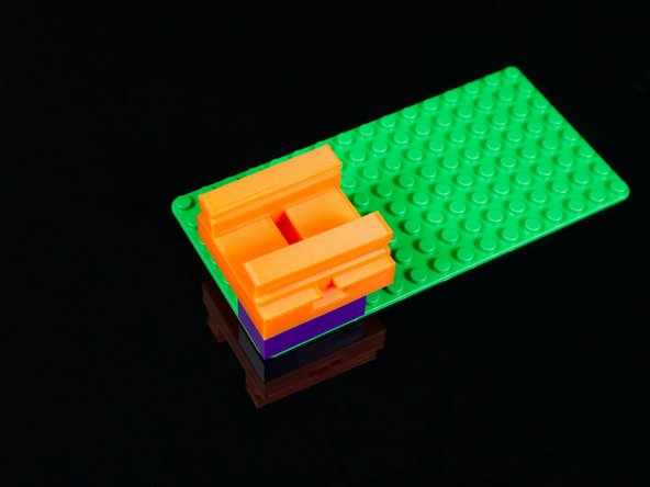 Now you can slide the Jaws into place.