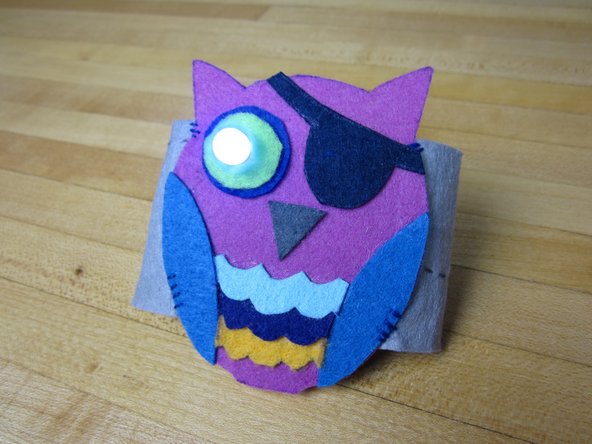 Use the completed topper in steps 23 and 24 of the overall project instructions.