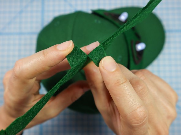 Add glue to the bottom of each flap.