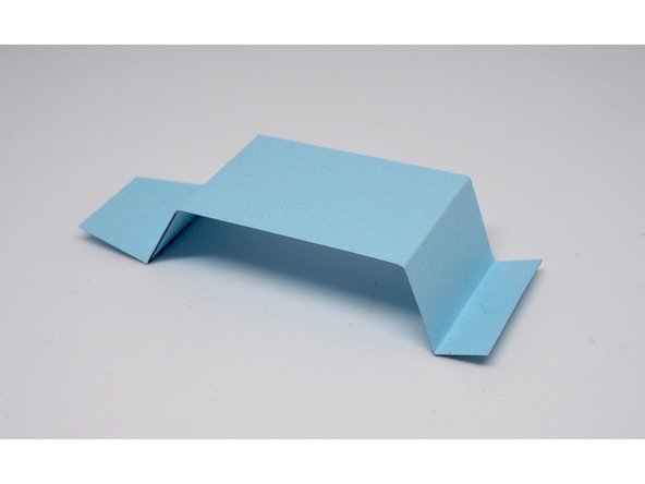 Fold the servo holder