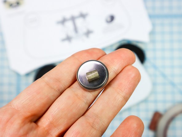 Follow the circuit diagram on the template, starting with the piece on the bottom.