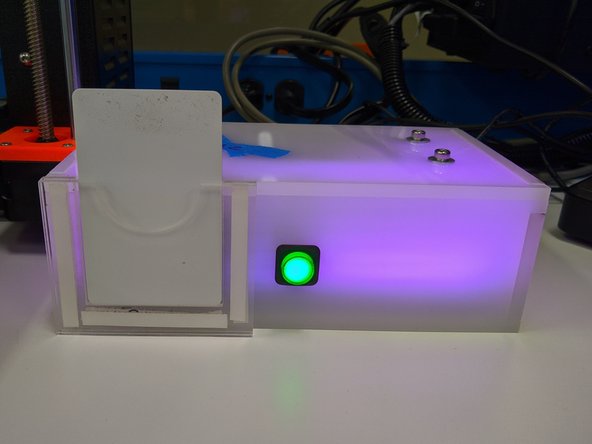 Speak with a Maker-E tech to have them temporarily authorize you to train on the printer.  They will help you authorize the Portal box to turn on the printer.  The Portal box should turn purple to indicate training mode.