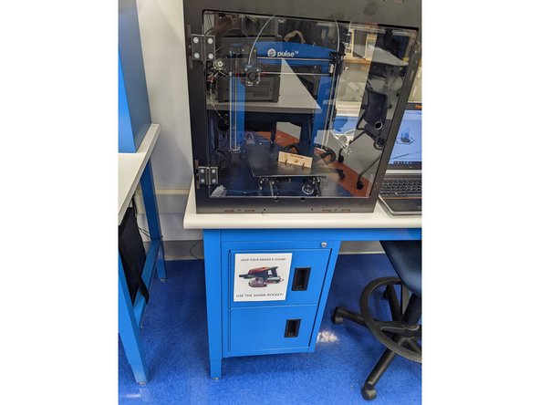 Remove the training card from the Portal box and return it to a Maker-E staff member.