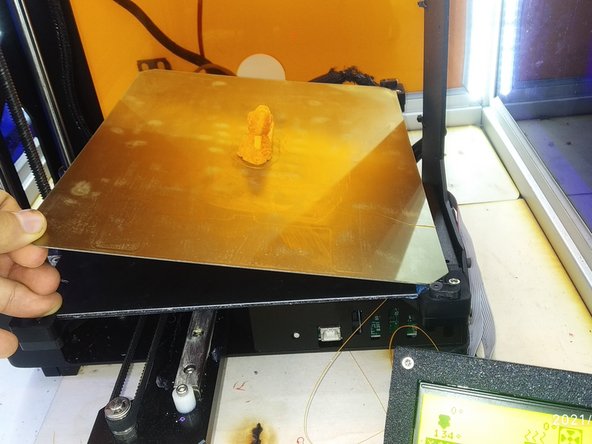 !!!STOP!!! It is tempting to just pull your print off the bed, but you can damage the machine or cause misalignment if you try this.  Make sure to carefully read and follow the instructions below to remove the print.