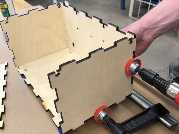 The back and front of the box have keyholes in the top.