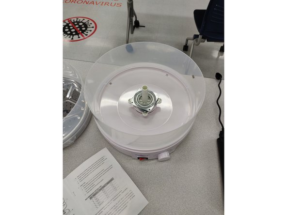 Up to two rolls can be dried at once