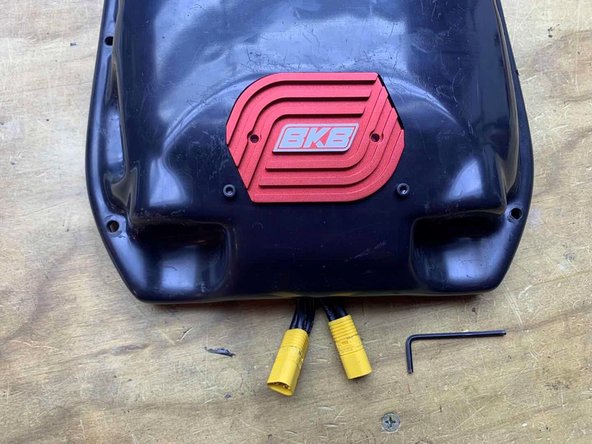 Place the heatsink and ESC in the enclosure