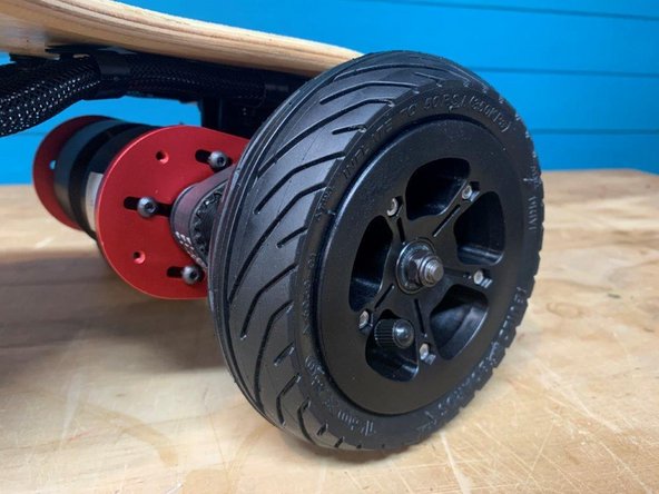 Reinstall the wheel and locknut to finish the assembly of this side!