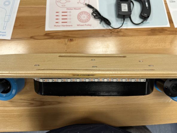 Secure the enclosure by tightening the 6 bolts.